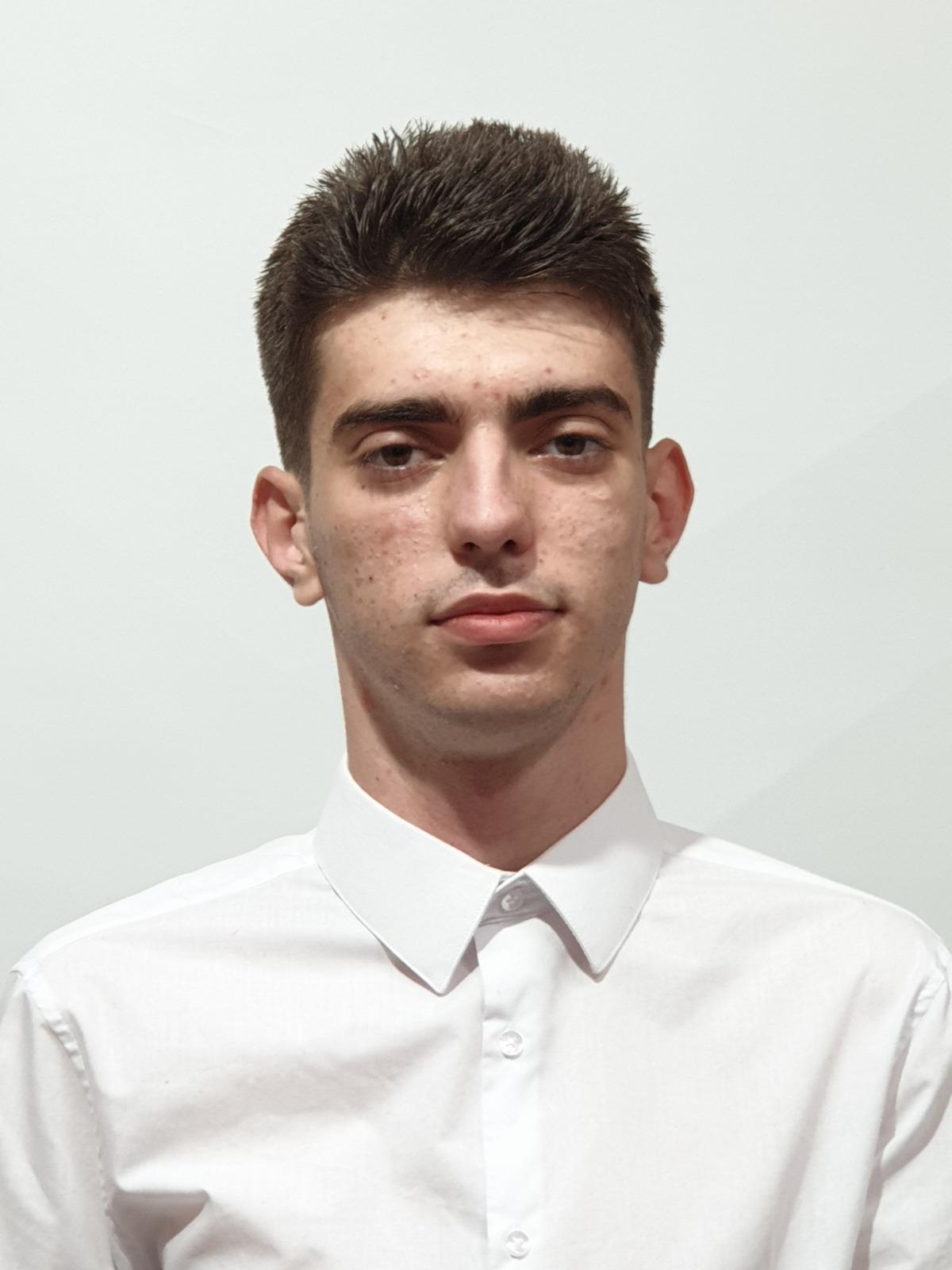 Dragan Cristian Gabriel